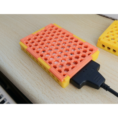 Case Impressa em 3D para HDD/SSD 2,5″ – Fixação Sem Parafusos, Design Compacto