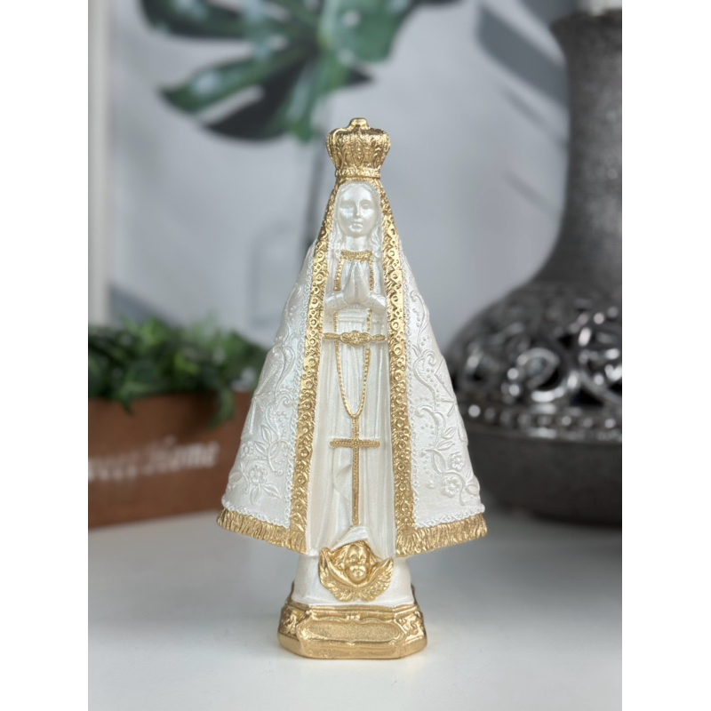 nossa senhora aparecida 20 cm manto bordado base quadrada perolado dourado gesso