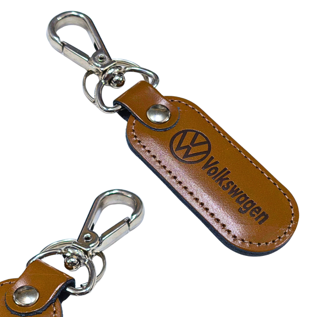 Chaveiro Volkswagen Couro MArrom Mosquetão CArro Universal Automotivo