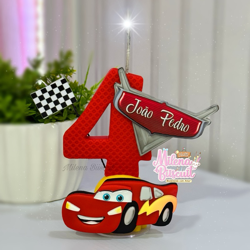 Vela de aniversário Relâmpago Mcqueen-Vela de Biscuit- Vela carros em Oferta na Shopee