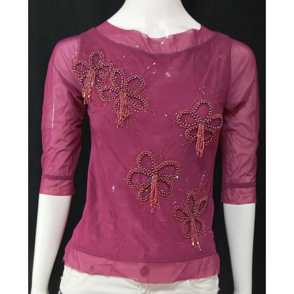 CS 595 - Blusa feminina na cor marsala, com bordados, manga 3/4, tamanho P