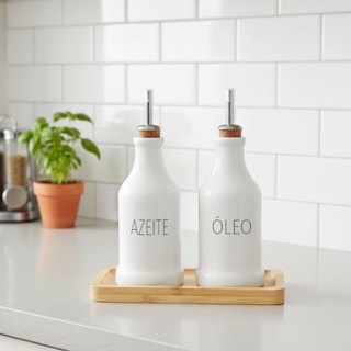 Kit 2 Garrafas Porcelana Azeite e Óleo Com Bandeja Bambu em Oferta na Shopee