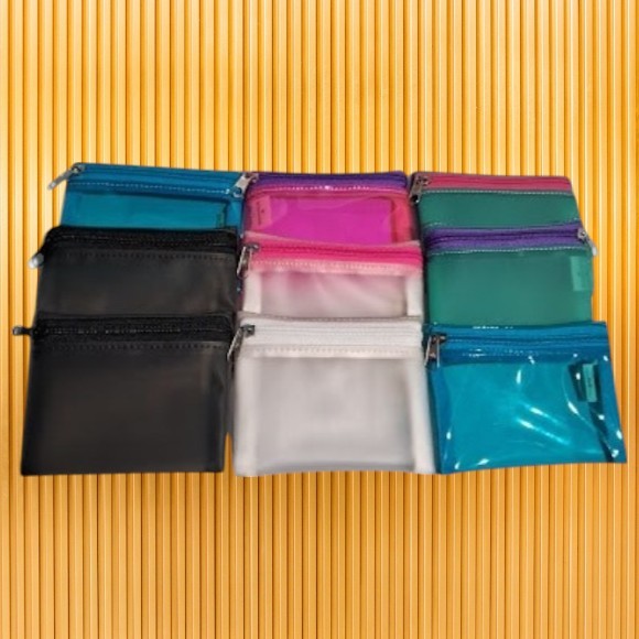 PORTA-NÍQUEIS EM PLÁSTICO OU SILICONE ( 10unidades ) / PORTA-MOEDAS / MOEDEIRO/ MINI BOLSINHA_ CORES SORTIDAS