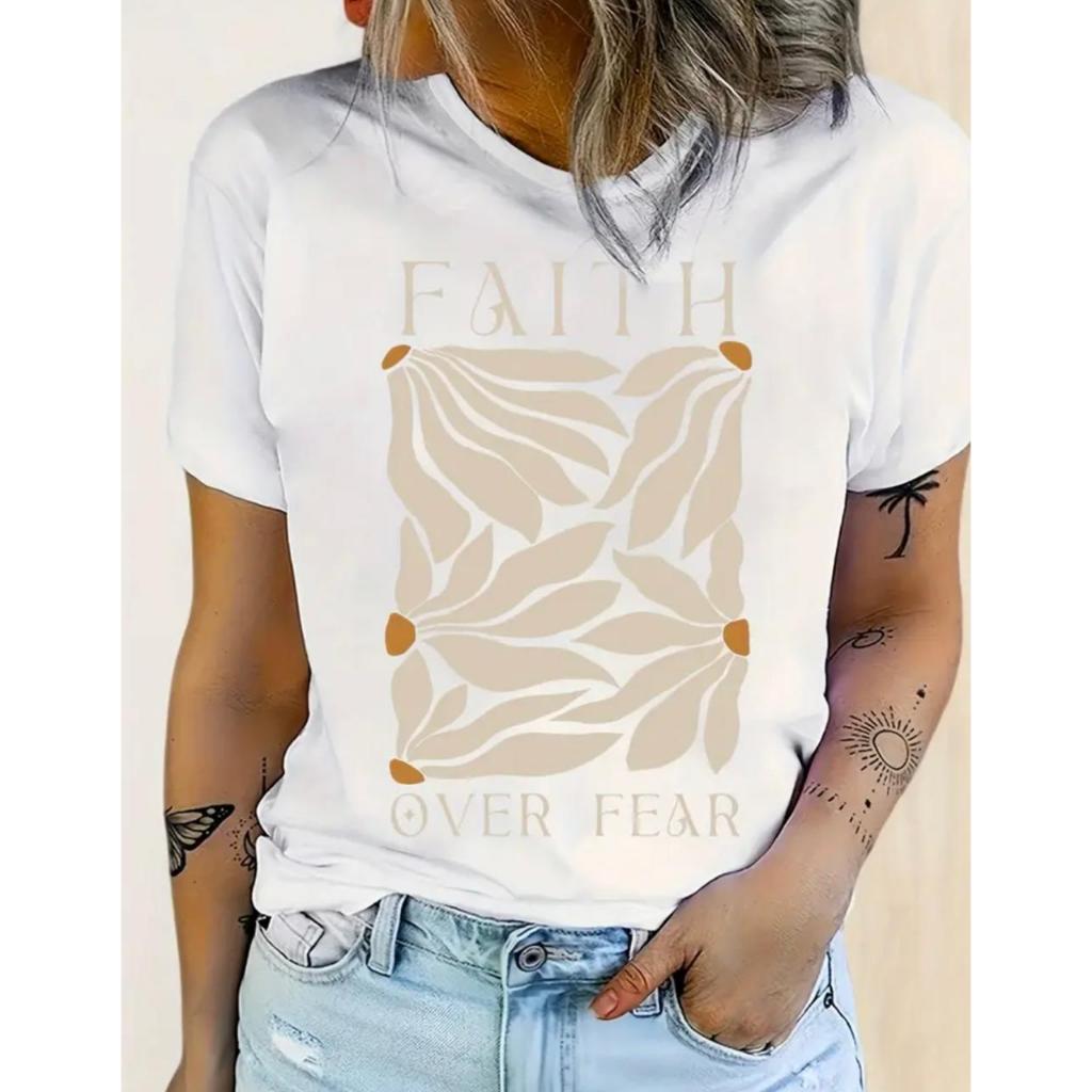 Camiseta Feminina Despojada Estilosa Estampada Faith Flores