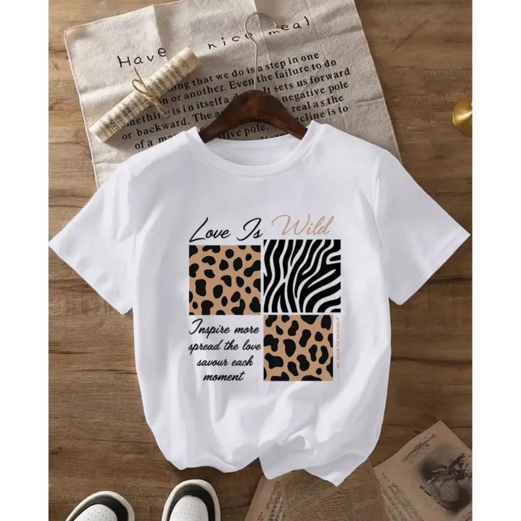 Camiseta Camisa Feminina Despojada Estilosa Estampada Escrita com Onça e Zebra Pronta Entrega