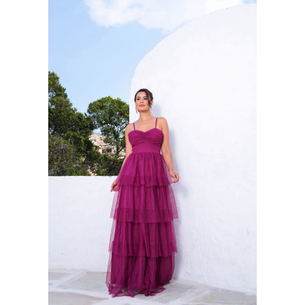 Vestido Alexia todo em tule brilhoso, saia em camadas de alcinha, bem fluido não marca, para Madrinhas de casamento