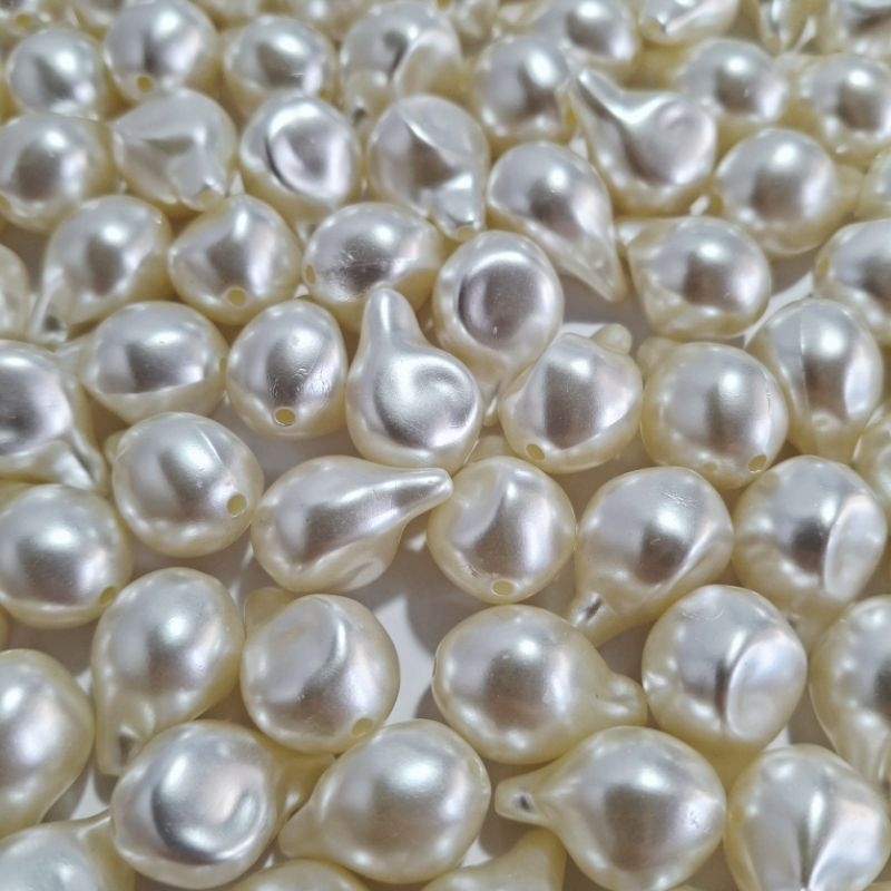 Pérola Gota 21x14mm Bege Perolado Pacote com 50 Gramas