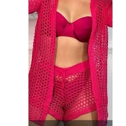 conjunto short e casaco saída de praia