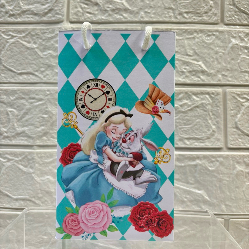 Sacolinha Surpresa Personalizada Alice País das Maravilhas | Lembrancinha para festa PEGUE E MONTE