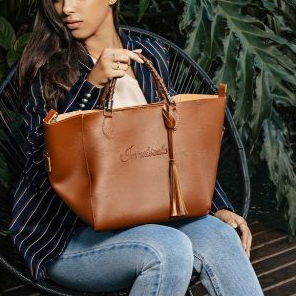 Bolsa Sacola Feminina Grande com Alça Transversal Várias Cores Resistente Couro Pu Immateriale