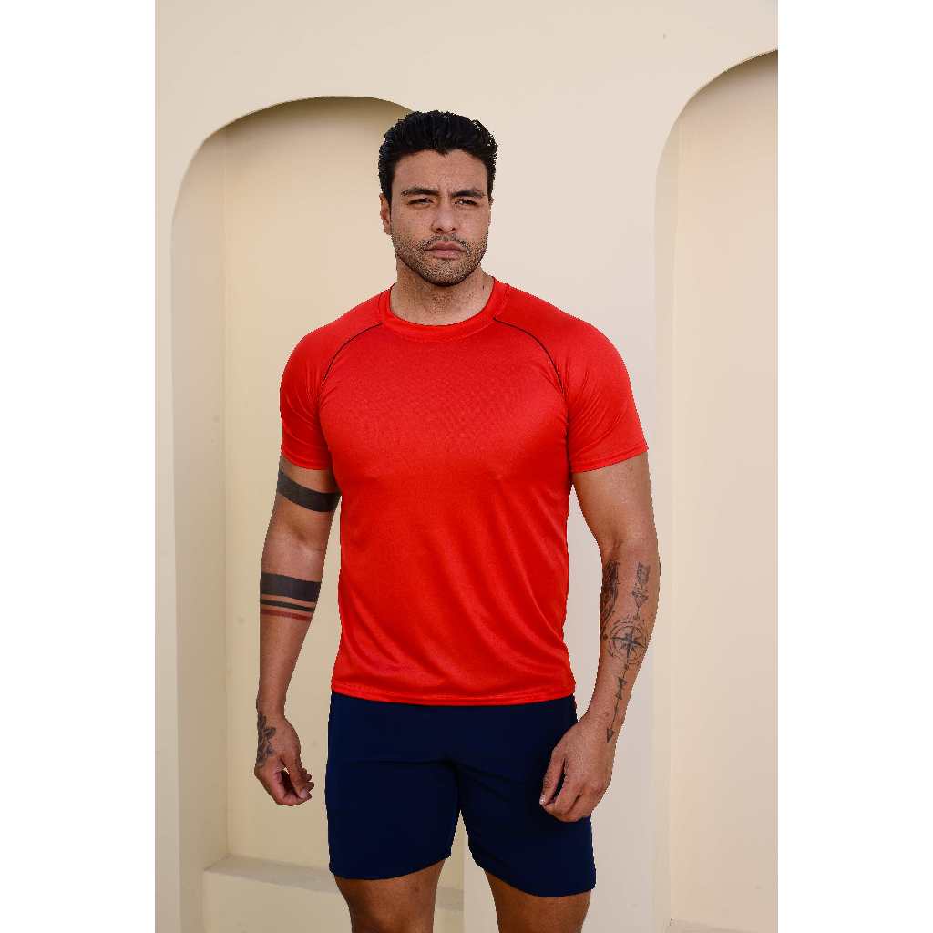 Promoção Camiseta Dry Fit Masculina Lisa - Casual Treino Academia Exercícios Futebol Corrida Ciclismo Treino Respirável