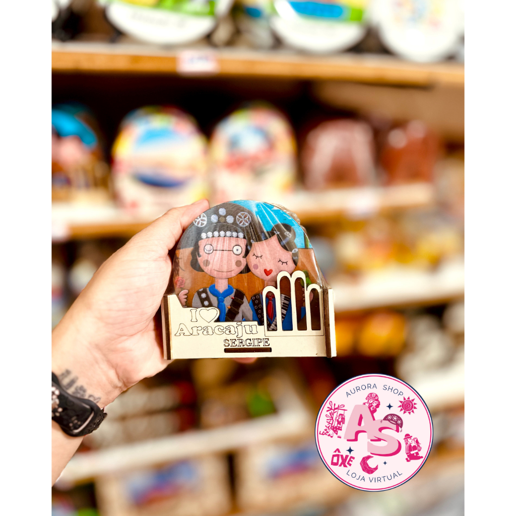 Porta-Copos Artesanal Nordestino – Modelos Variados (Lampião, Maria Bonita e Pontos Turísticos de Aracaju)