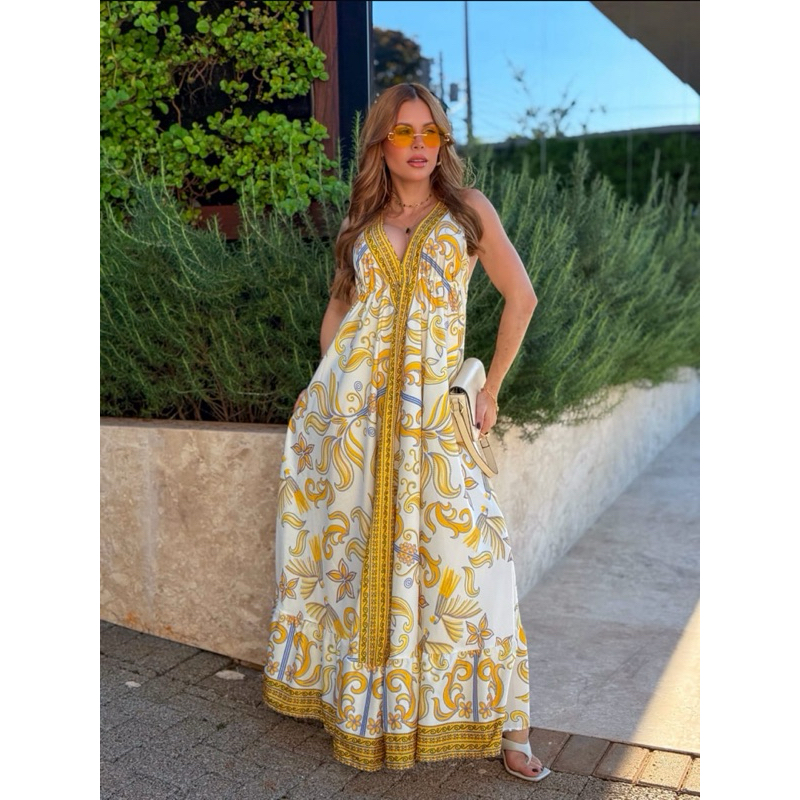 Vestido Feminino Longo Estilo Indiano Frente Única e Costa Nua, Estampado Elegante.