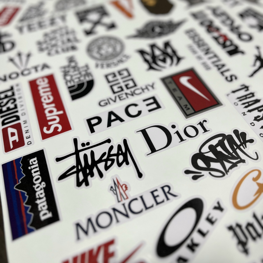 Adesivos Marcas Famosas: Onde Comprar | BuscaProdutos