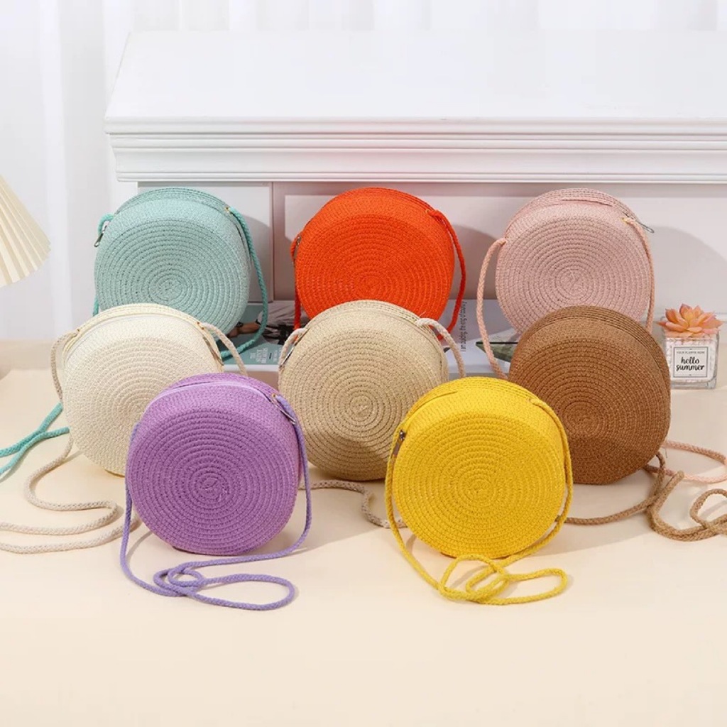 Bolsa de Ombro Redonda Palha Estilo, Leveza e Cor