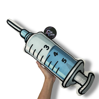 Almofada 3D seringa simulação decorativa para clinicas de botox, enfermagem e decoração em Oferta na Shopee