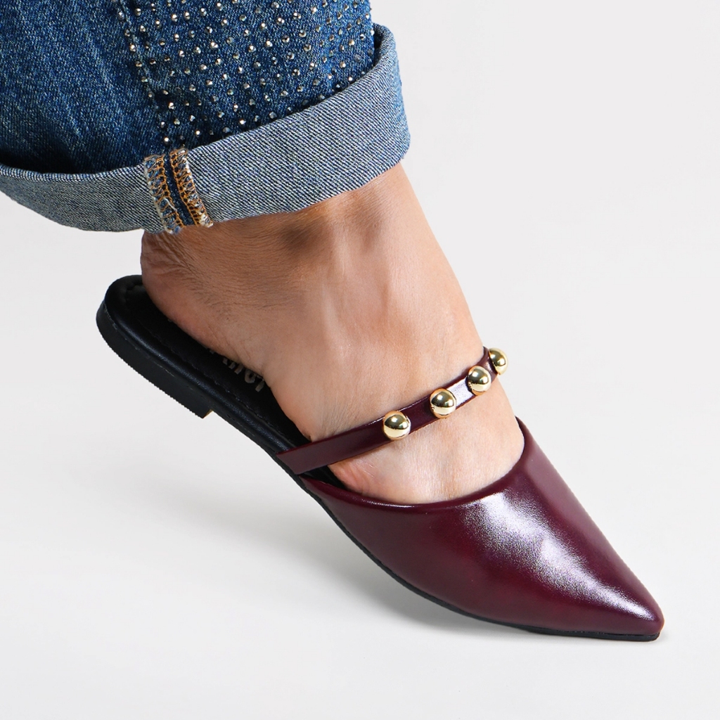 Sapatilha Mule Feminina Bico Fino Tira Esferas Douradas Elegante Confortável Casual Palmilha Confort