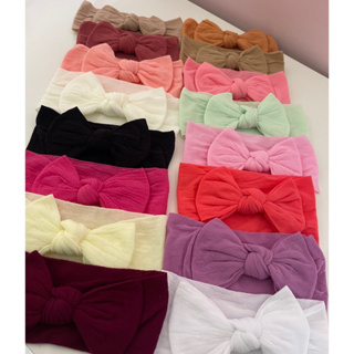 kit 10 laços bebê menina tipo turbante,meia de seda premium ,molinho não aperta a cabecinha, enxoval maternidade em Oferta na Shopee