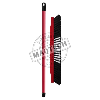 1 Vassoura de Pelos Sintéticos 60cm Grande com Cabo Base Madeira Piso Liso Limpeza Doméstica