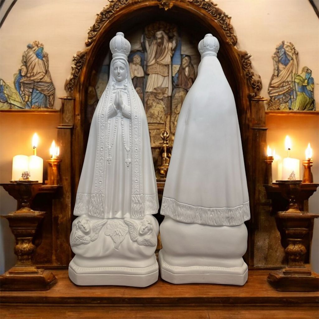 Imagem de Nossa Senhora Aparecida em 60cm grande em gesso cru retocada feita com gesso de alta qualidade