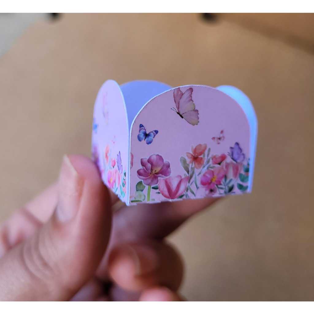 Forminhas jardim das borboletas menina jardim encantado mêsversário/ aniversário / festa personalizada no tema