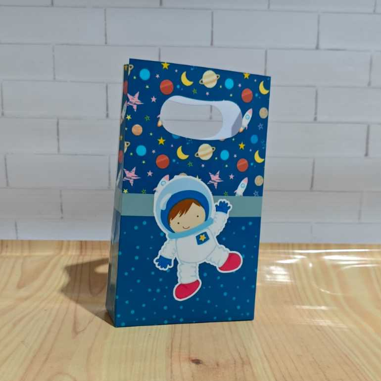 Sacolinha Surpresa Personalizada Lembrancinha Astronauta Menino - PEGUE E MONTE FESTA PRONTA ENTREGA
