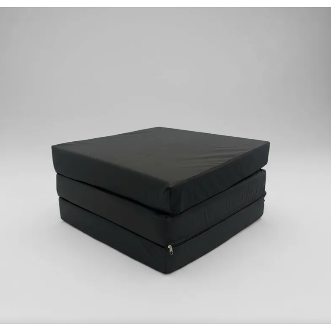 Pufe Puff Vira Cama 3em 1 Multiuso De Solteiro Dobrável Colchonete Cor Preto.