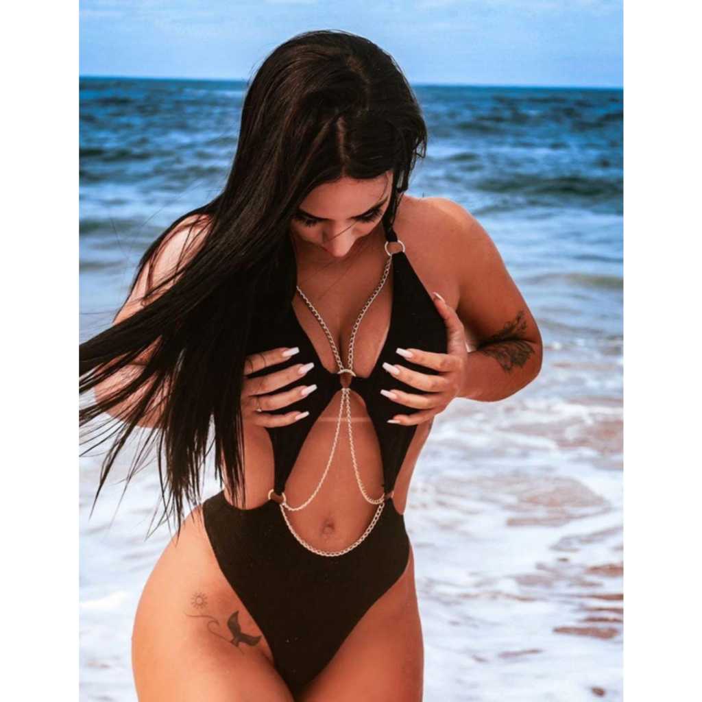 BODY FEMININO COM CORRENTE VAZADA