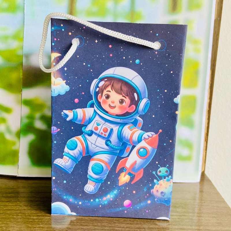 Sacolinha Surpresa Personalizada Lembrancinha Astronauta PEGUE E MONTE