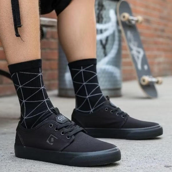 Tênis Qix Combat III RTS Vulcan Preto