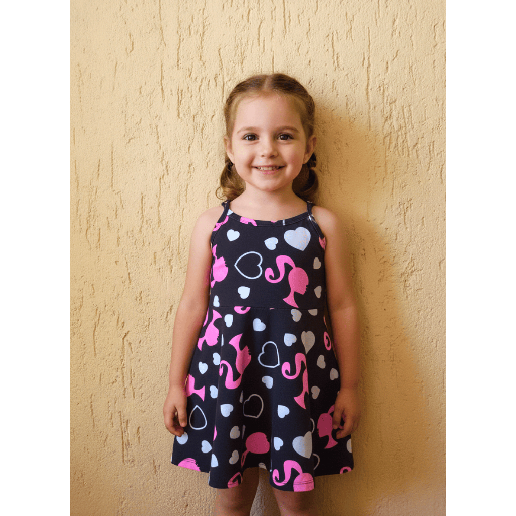 Vestido Preto Infantil Barbie - Tamanho 02/03 | Encanto e Magia para Sua Pequena