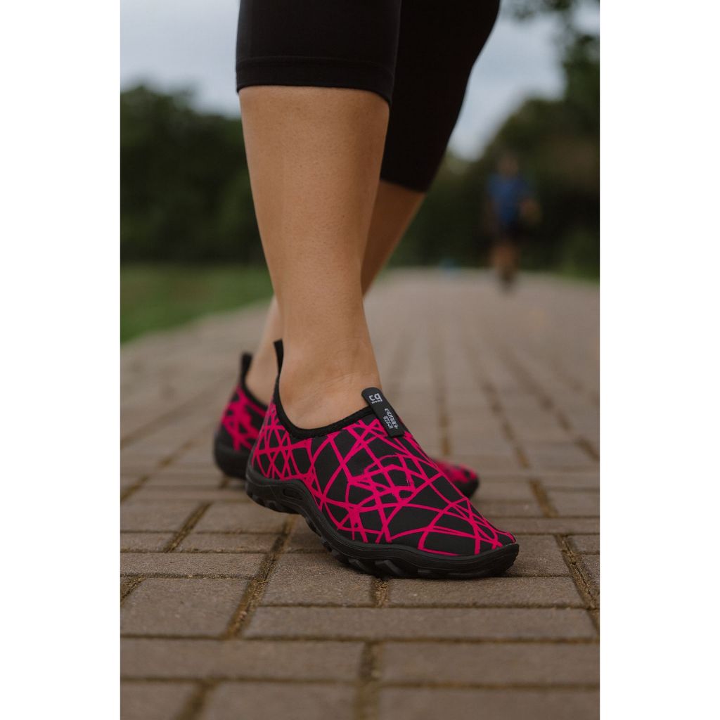 SAPATILHA AQUATICA SLIP ON TRATORADA ANTIDERRAPANTE IDEAL PARA O DIA A DIA E ESPORTES AQUATÍCOS