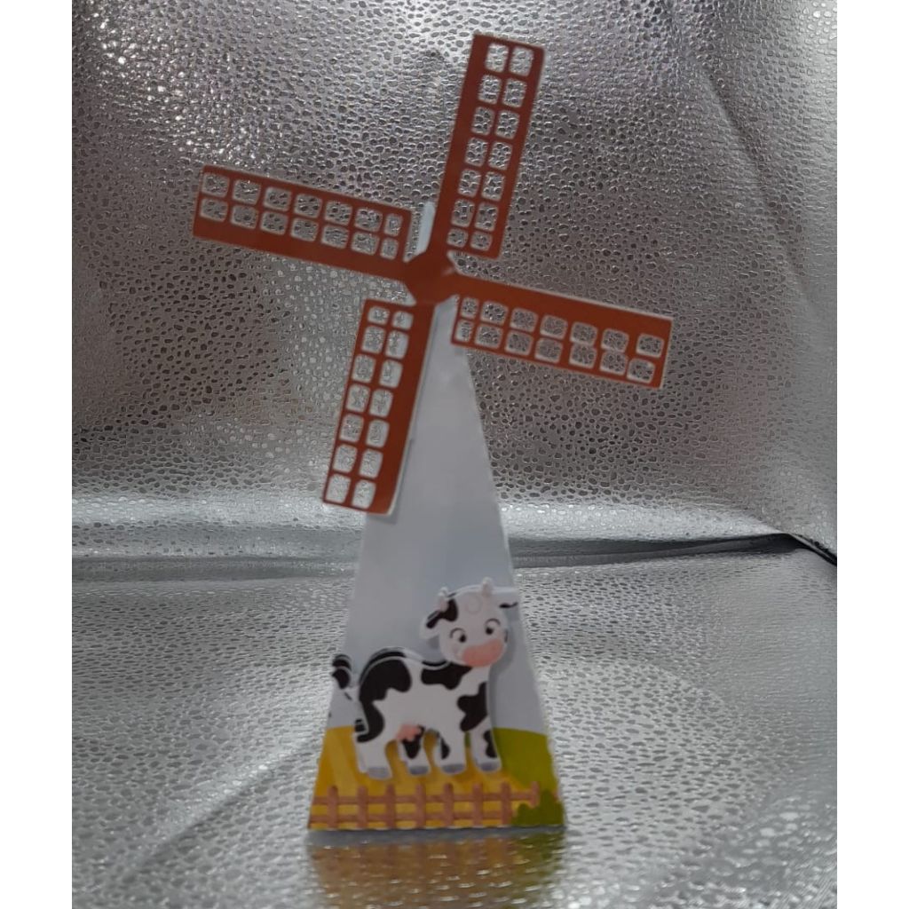 20 Lembrancinhas Personalizadas Caixinhas Pirâmide/Moinho - Fazendinha Menino