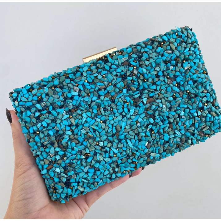 Bolsa chutch turquesa em pedras com dourado bolsa azul turquesa