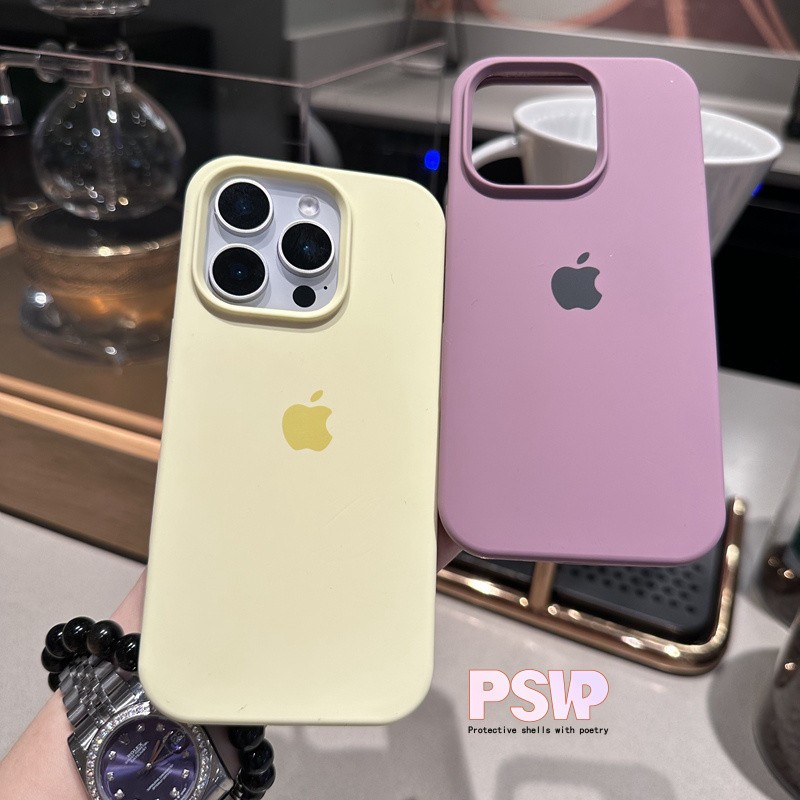Capinha IPhone Silicone Aveludada Design Premium  Estilo + Segurança