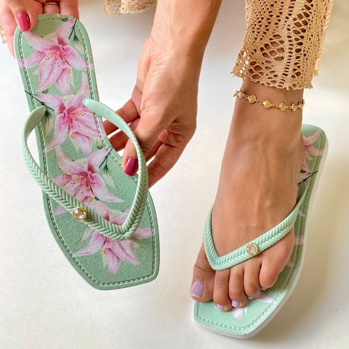 Chinelo Estampado Feminino Confortável Macio Leve Com Pingente Antiderrapante