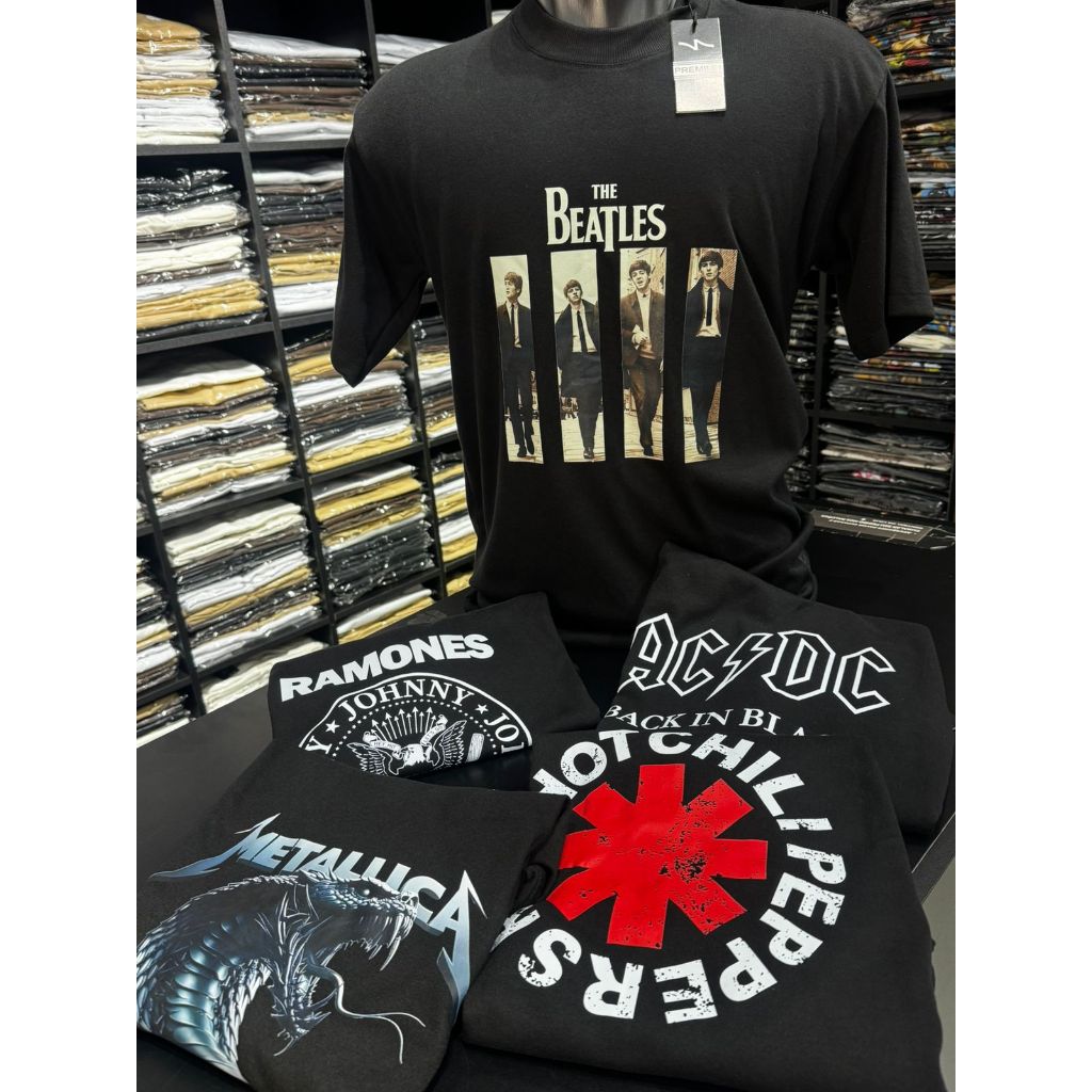 Camiseta oversized de rock  suedine premium camiseta unissex/ metal wear/ moda alternativa/ camiseta de banda rock/grung
