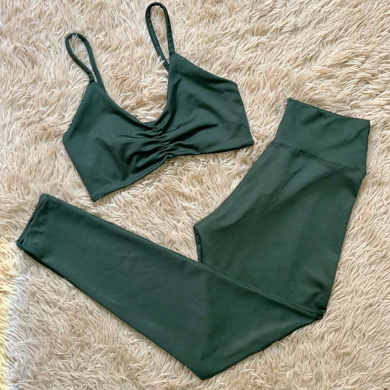 Conjunto de Legging SEM  empina bumbum top costa nua  Fitness ZERO  transparência média compressão