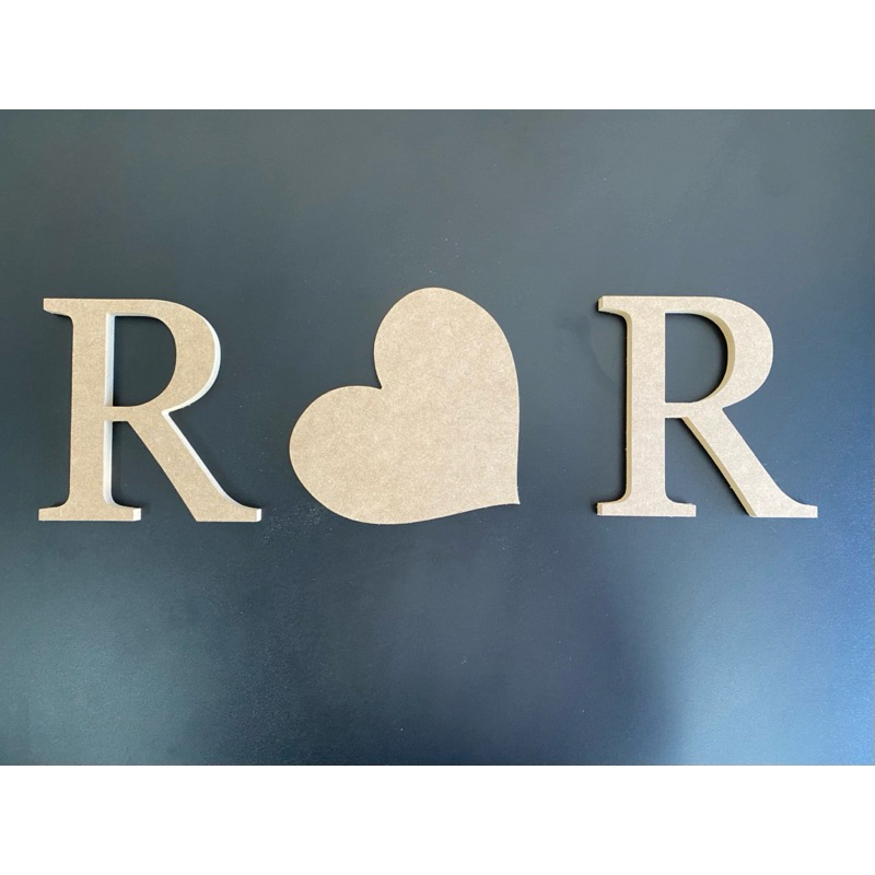 Letras e coração  em MDF Cru 15cm x 15mm e – Decorativas, Artesanato, Painel, Festa e Personalização