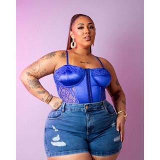CORSET FEMININO PLUS SIZE EM RENDA em Oferta na Shopee
