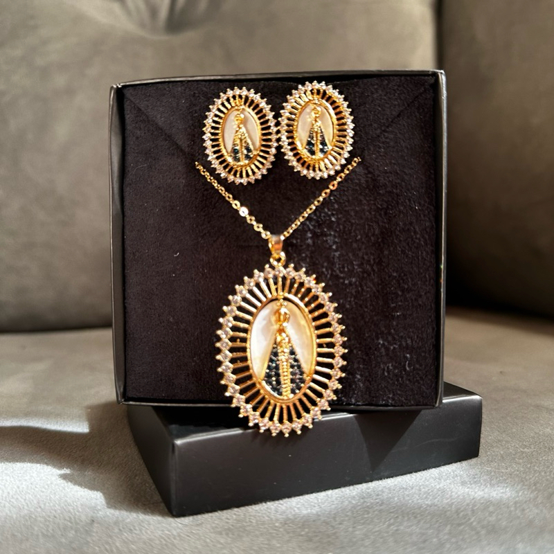 Swarovski Necklace: Onde Comprar | BuscaProdutos