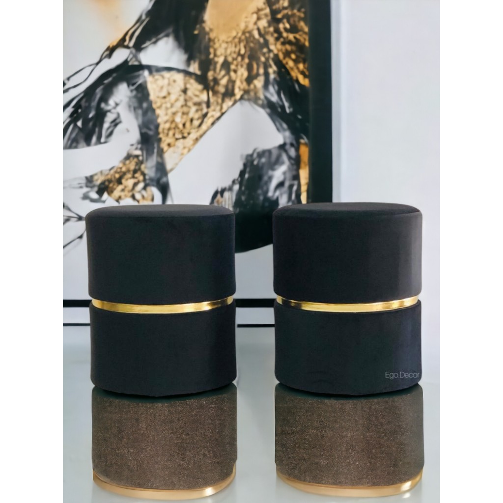 Puff Preto com cinta Dourado no meio Ego Decor - Elegância e Conforto para seu Ambiente!