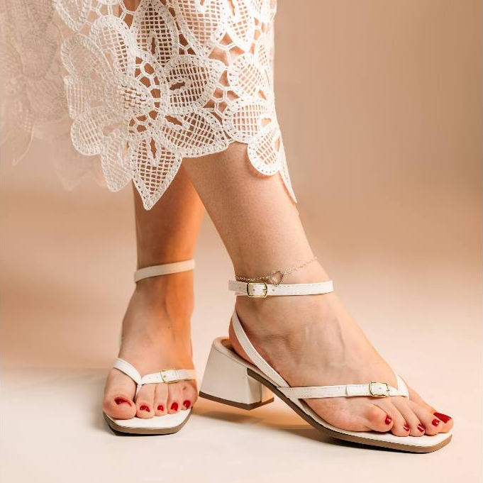 Sandália Feminina Salto Bloco Saltinho Dourada Elegante Confotavél Festa Trabalho Natal Ano novo em Oferta na Shopee