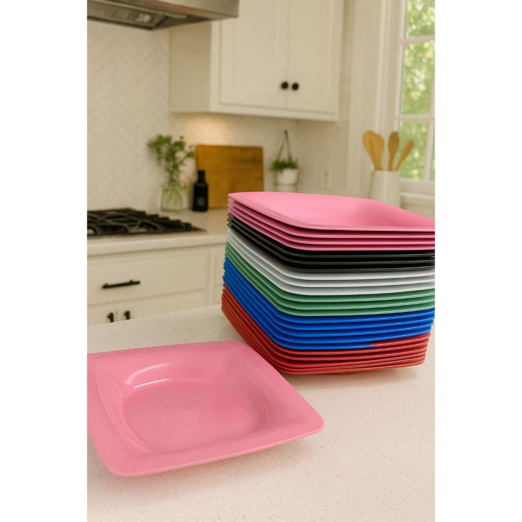 Kit até 100 Prato Fundo Quadrado  Refeição Churrasco Festa Pratos Plastico Natal