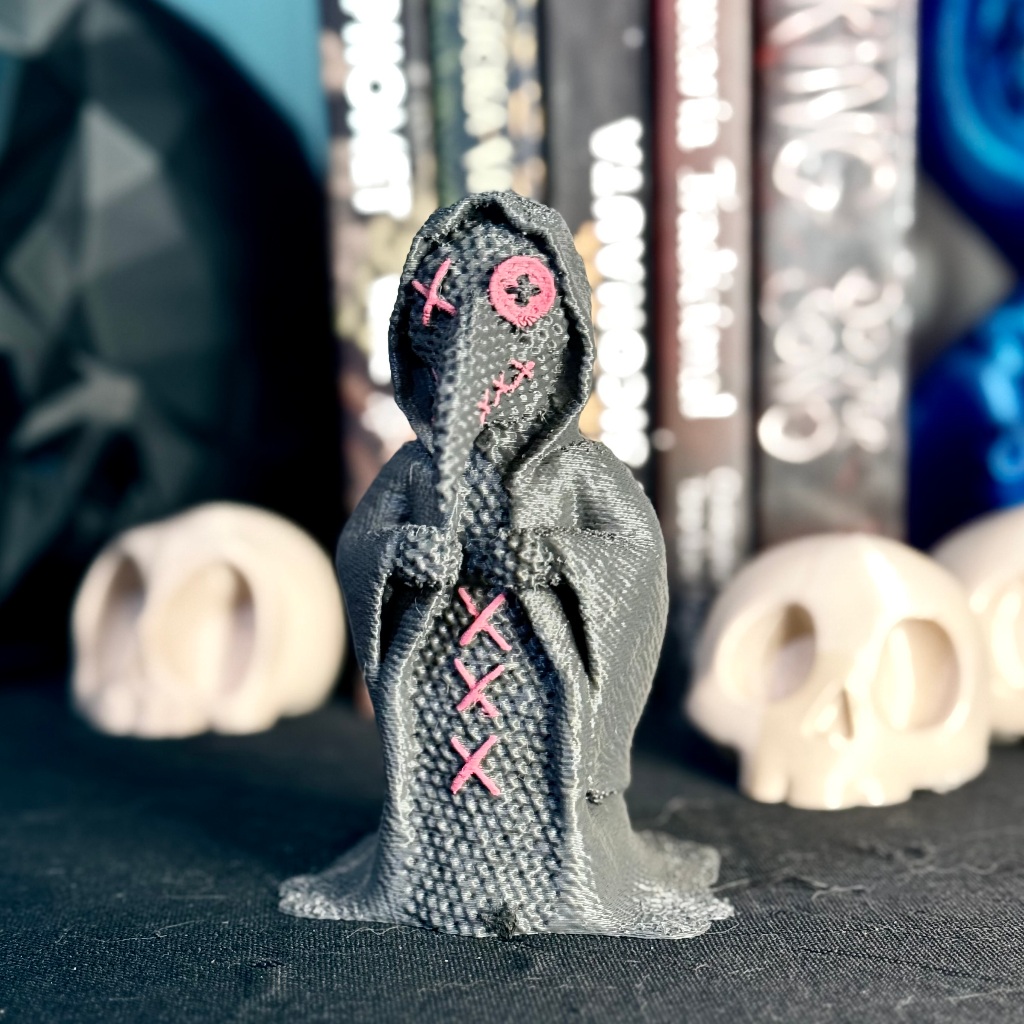 Boneco Decorativo Plague Doctor Médico da Peste Negra Bubônica Amigurumi 3D Artesanal Exclusivo Crochê