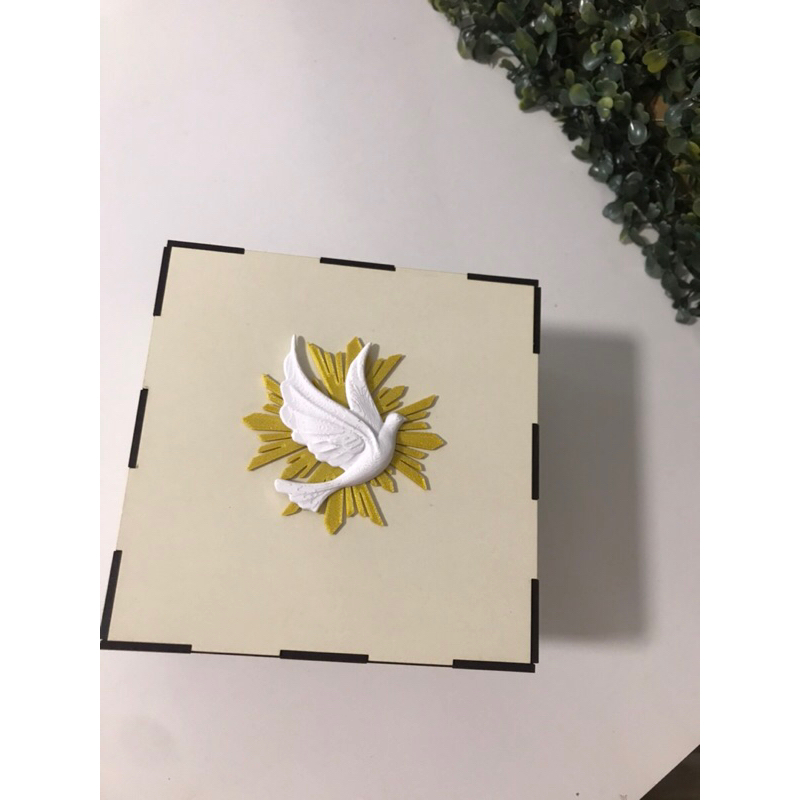 Caixa para crisma e Batismo em MDF personalizada a Laser
