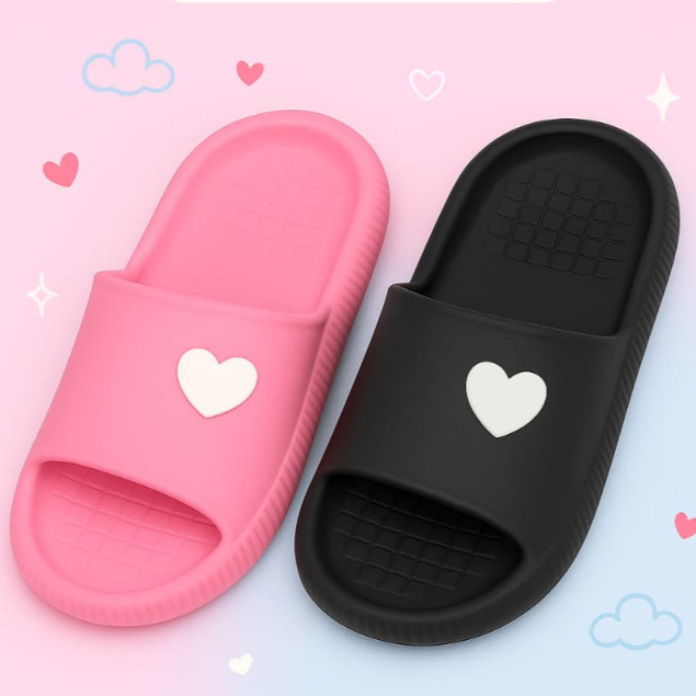 CHINELO NUVEM SLIDE MENINAS CORAÇÃOZINHO  UM MIMO