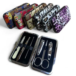 Kit Manicure 6 Peças Em Estojo De Couro Sintético