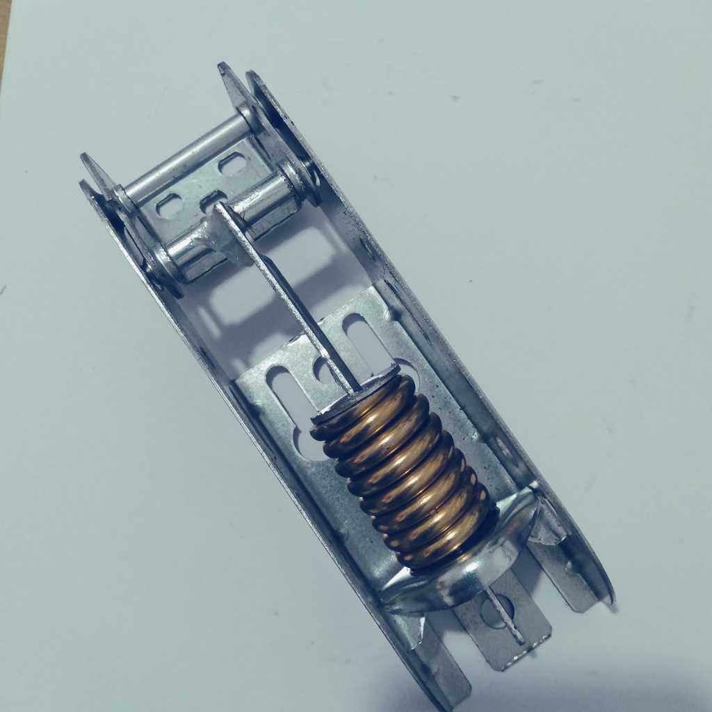 Dobradiça Com Mola Freezer Horizontal Fricon Original sem capa em Oferta na Shopee