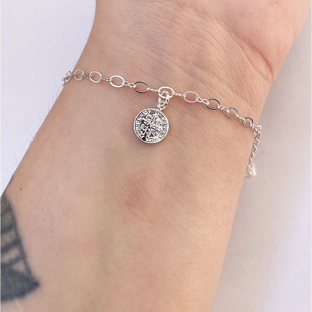 Pulseira São Bento Banhada a Prata 925 em Oferta na Shopee